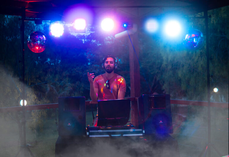 Transforme Seu Evento com Dj Profissional